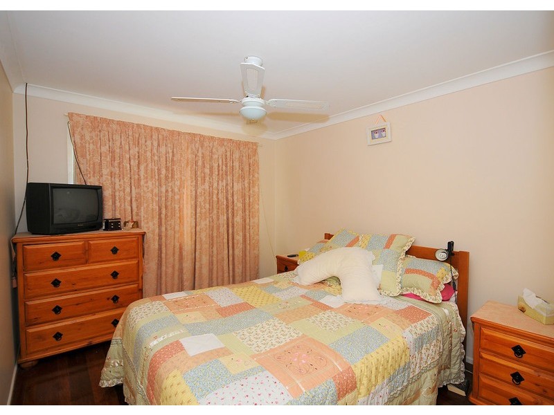 74 Dayman Street, Urangan QLD 4655