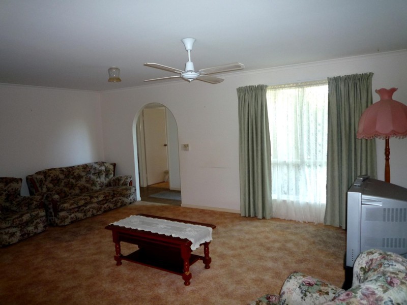 4 Myrtle Close, Kawungan QLD 4655