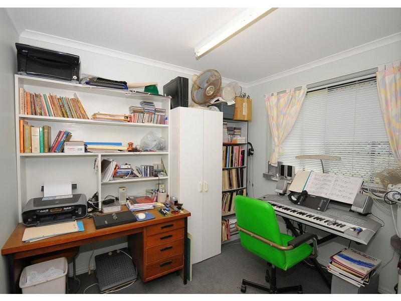 353 Torquay Terrace, Torquay QLD 4655