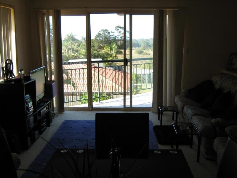 1/54 Haydn Drive, Kawungan QLD 4655