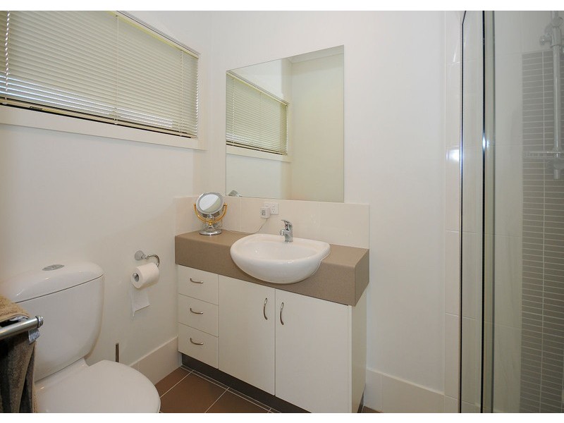 17 Amstal Avenue, Wondunna QLD 4655