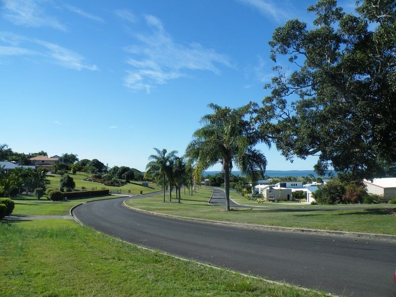 6 Cove Blvd, River Heads QLD 4655