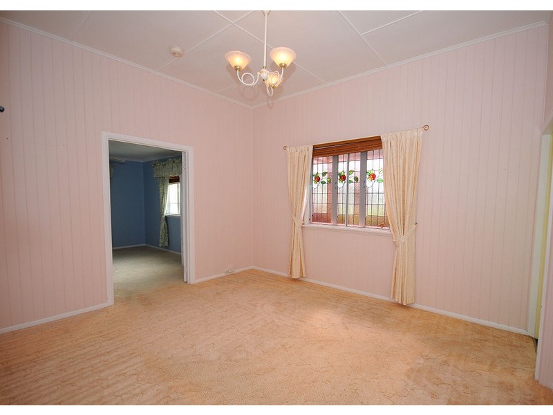 9 Down Street, Scarness QLD 4655