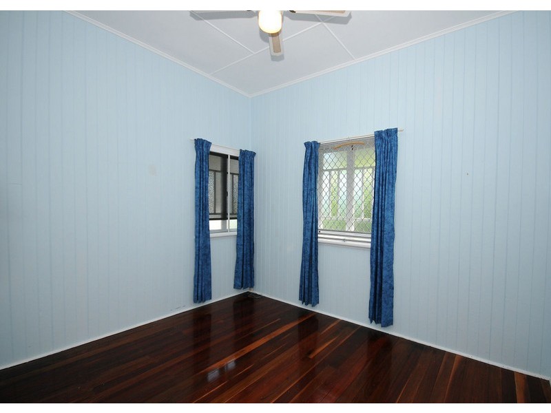 9 Down Street, Scarness QLD 4655