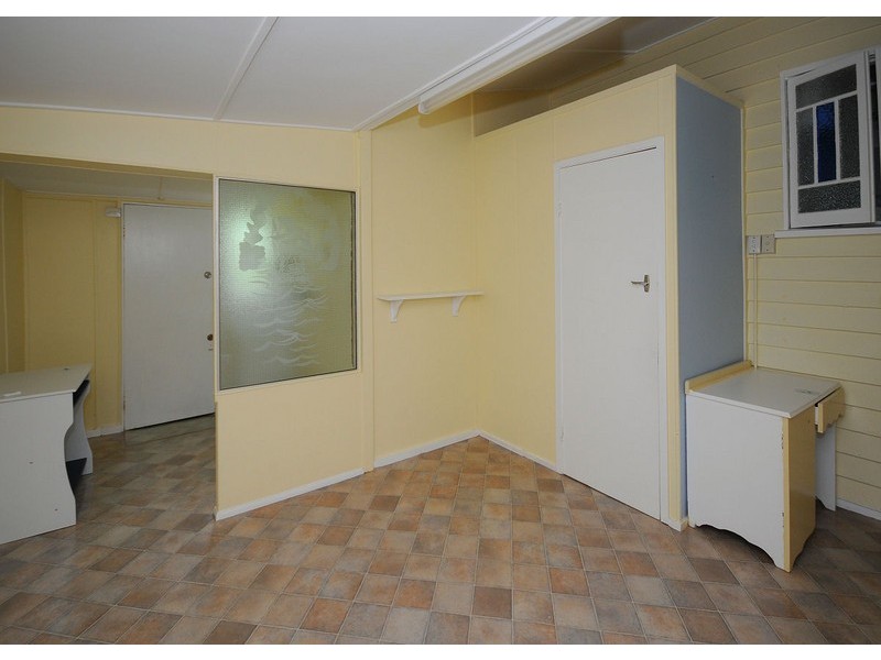 9 Down Street, Scarness QLD 4655