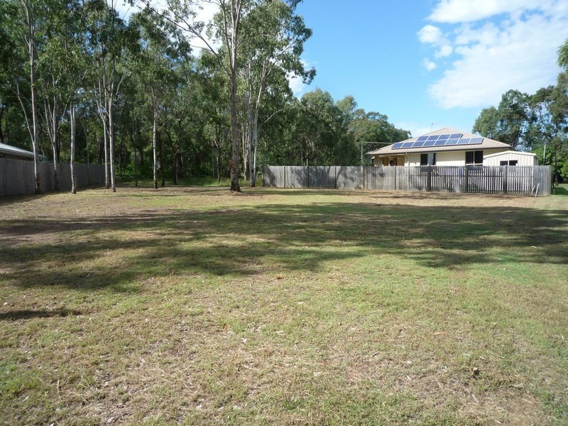 7 Cumberland Crt, Point Vernon QLD 4655