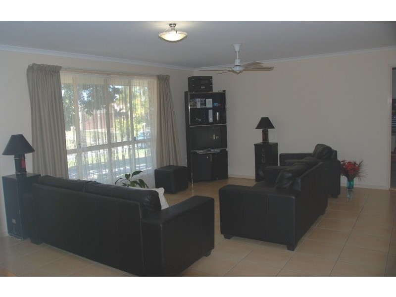 1 Wattlebird Lane, Eli Waters QLD 4655
