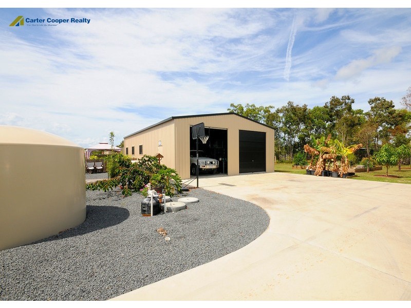 7 Amstal Ave, Wondunna QLD 4655