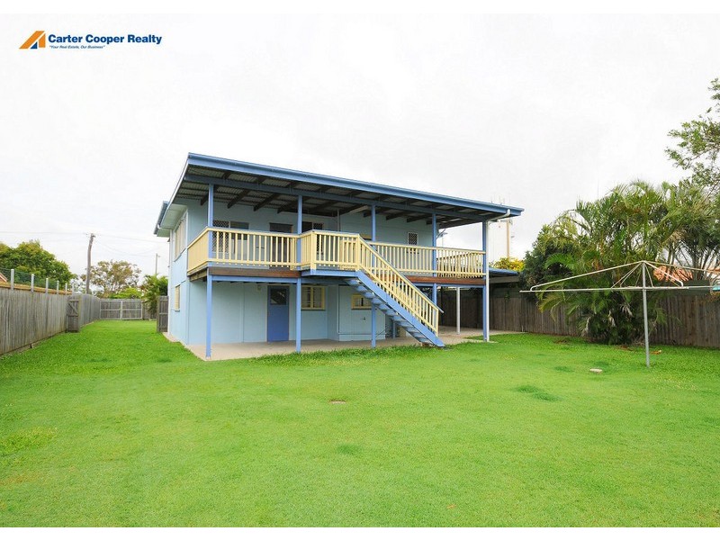 34 Edward St, Urangan QLD 4655