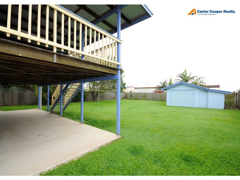 34 Edward St, Urangan QLD 4655
