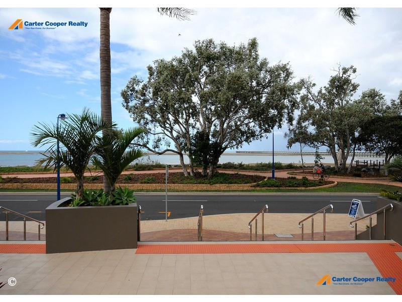 2/569 Charleton Esplanade, Urangan QLD 4655