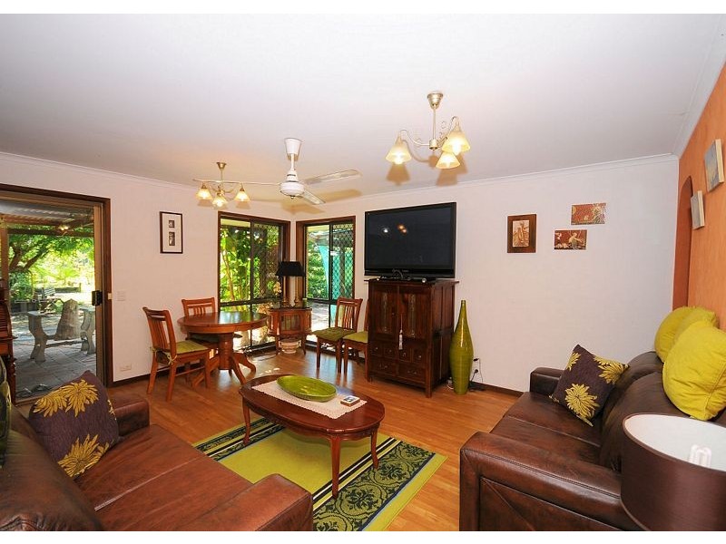 62 Dundowran Road, Dundowran QLD 4655