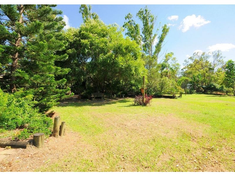 62 Dundowran Road, Dundowran QLD 4655