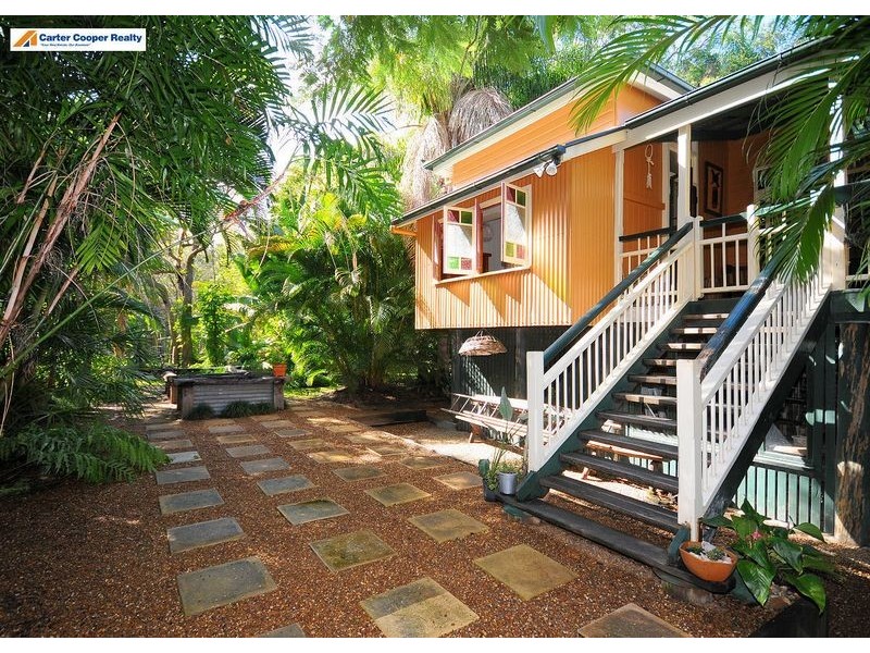 8 Ti Tree Rd West, Booral QLD 4655