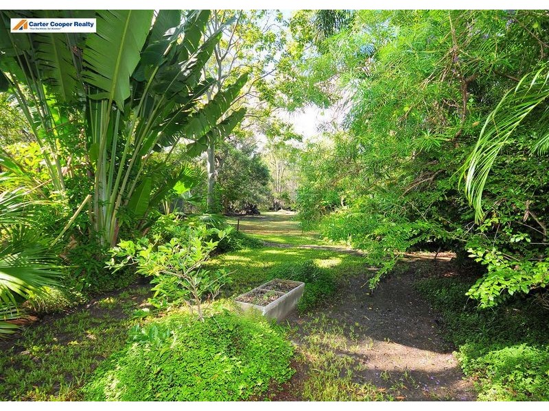 8 Ti Tree Rd West, Booral QLD 4655