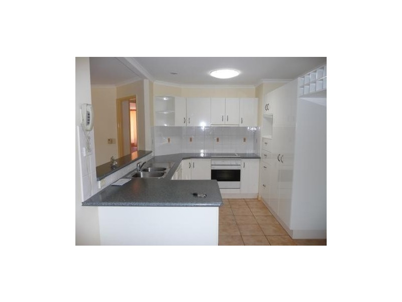 2 Dougan Street, Point Vernon QLD 4655