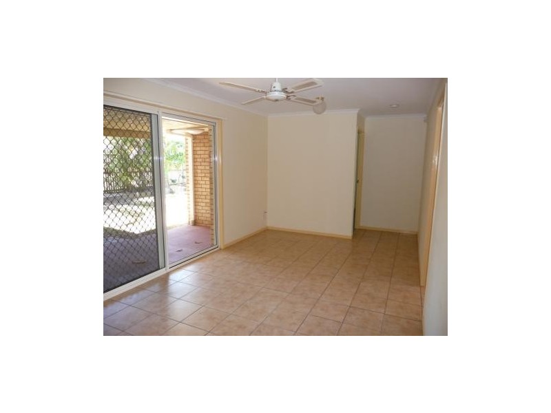 2 Dougan Street, Point Vernon QLD 4655