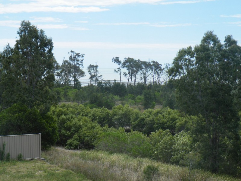 10 Eds Place, Burrum Heads QLD 4659