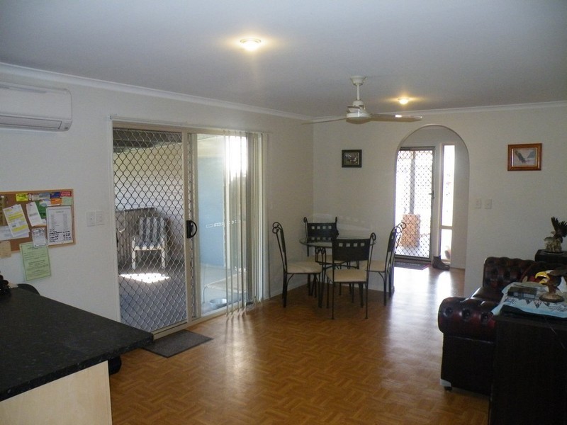 1 Lucyanne Court, Urangan QLD 4655