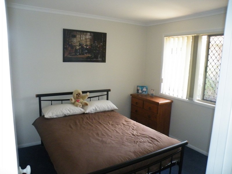 1 Lucyanne Court, Urangan QLD 4655