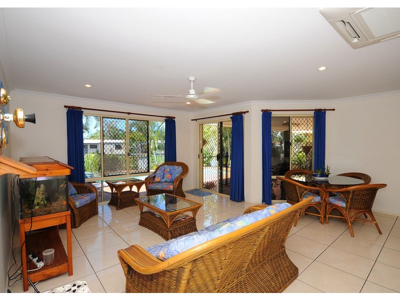 3 Florida Court, Torquay QLD 4655