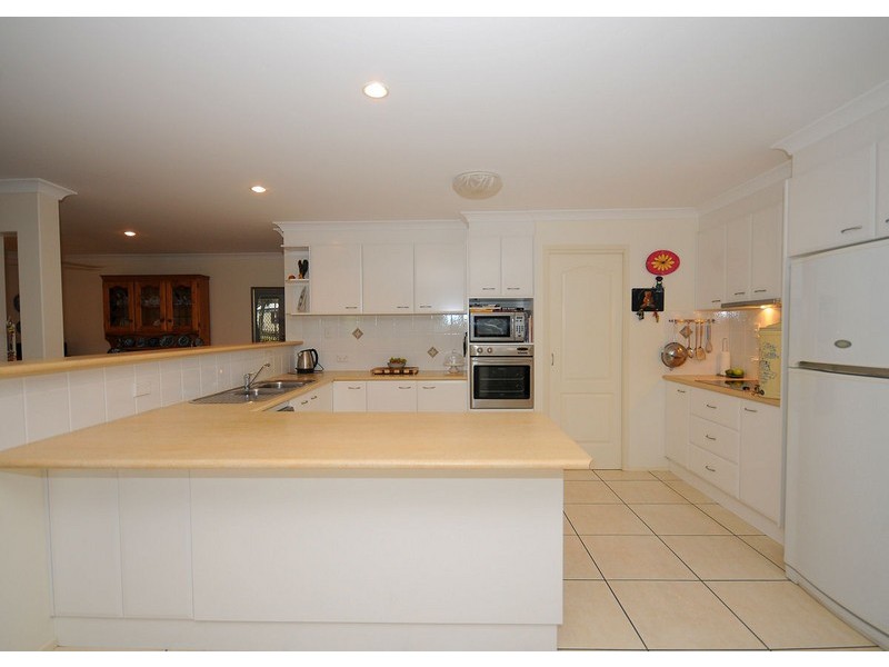 3 Florida Court, Torquay QLD 4655