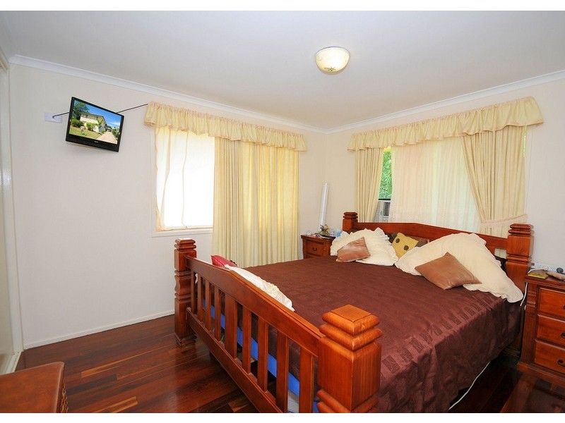 42 Long Street, Point Vernon QLD 4655