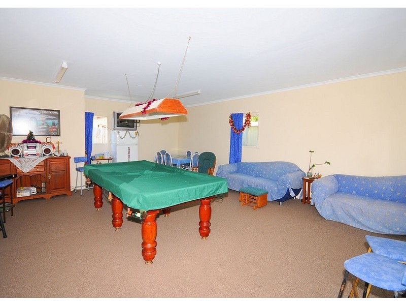 42 Long Street, Point Vernon QLD 4655