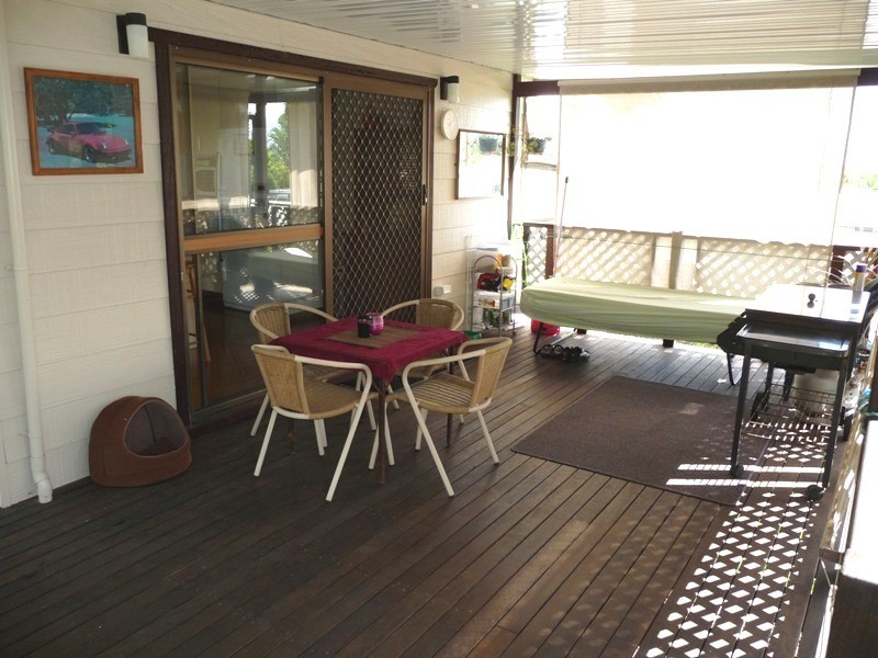 19 Banksia Street, Point Vernon QLD 4655