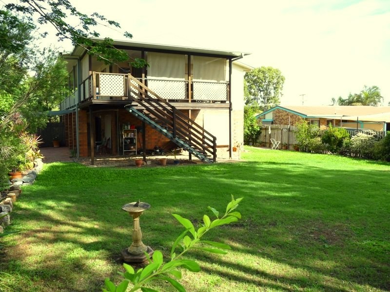 19 Banksia Street, Point Vernon QLD 4655