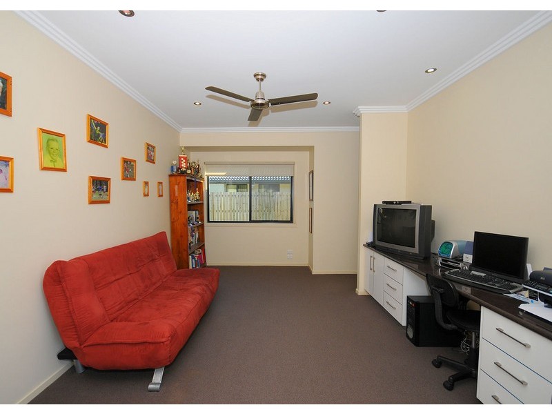 10 Blue Lagoon Way, Dundowran Beach QLD 4655