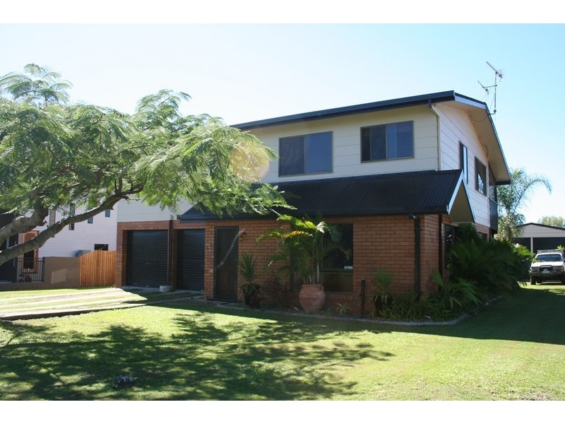 156 Long Street, Point Vernon QLD 4655