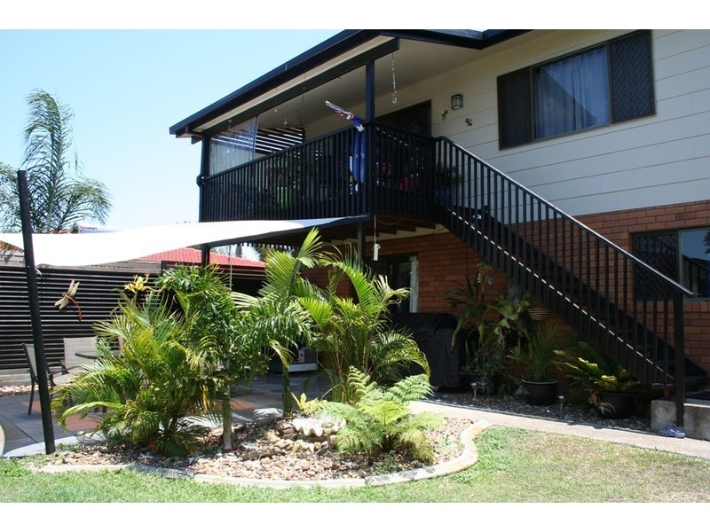 156 Long Street, Point Vernon QLD 4655