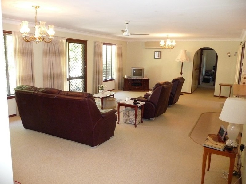 155 Long Street, Point Vernon QLD 4655