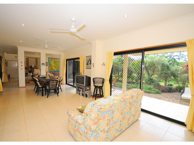 26 Meadows Drive, Dundowran Beach QLD 4655