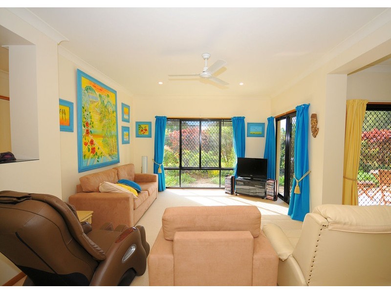 26 Meadows Drive, Dundowran Beach QLD 4655