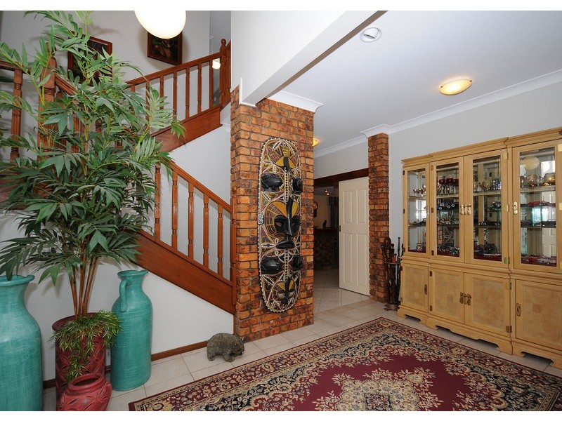 28 Wellington Crescent, Wondunna QLD 4655