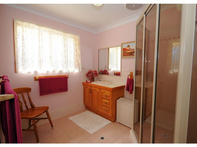 28 Wellington Crescent, Wondunna QLD 4655