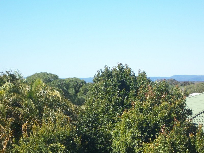 17  Rohan Way, Kawungan QLD 4655