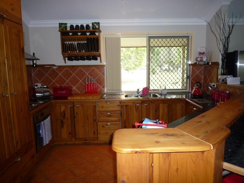 65 Scanlan Street, Sunshine Acres QLD 4655