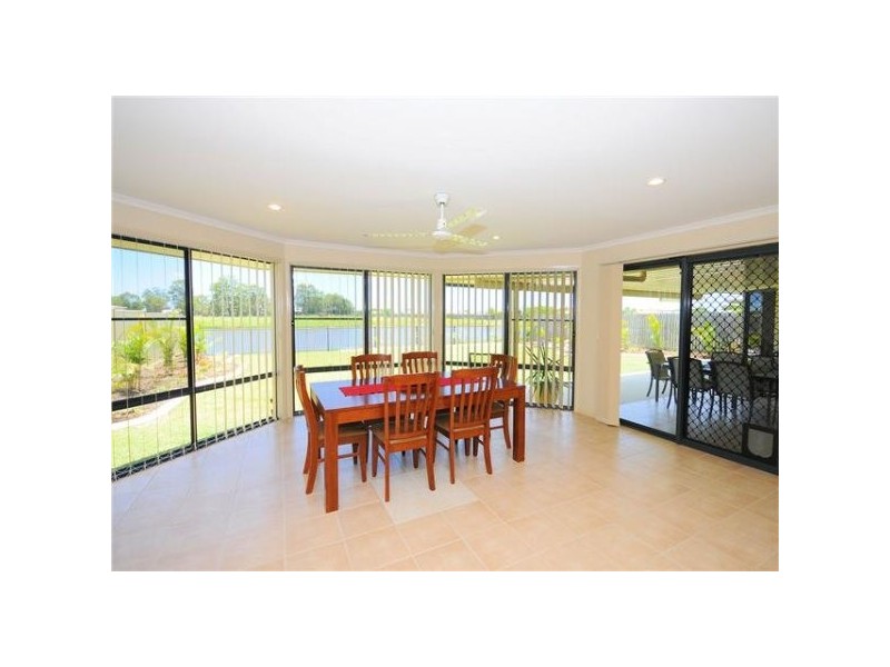 27 Yarrilee Cct, Urraween QLD 4655