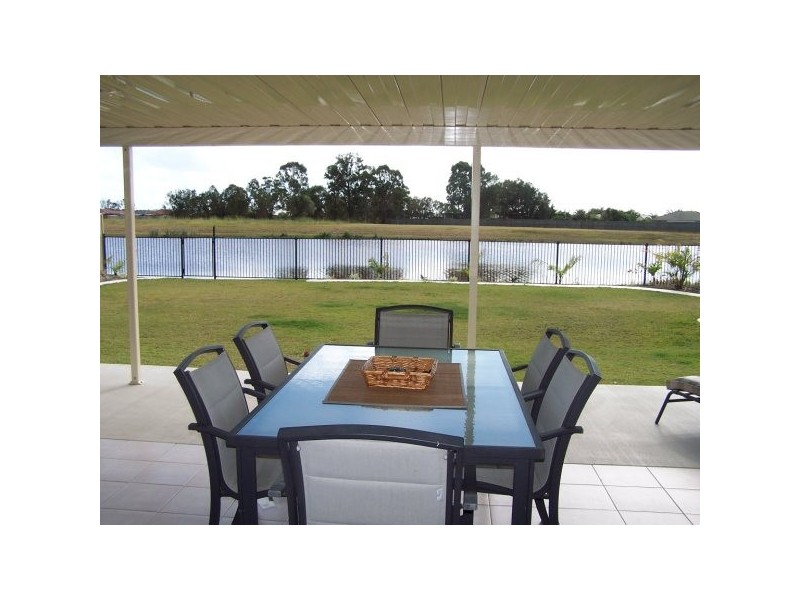 27 Yarrilee Cct, Urraween QLD 4655