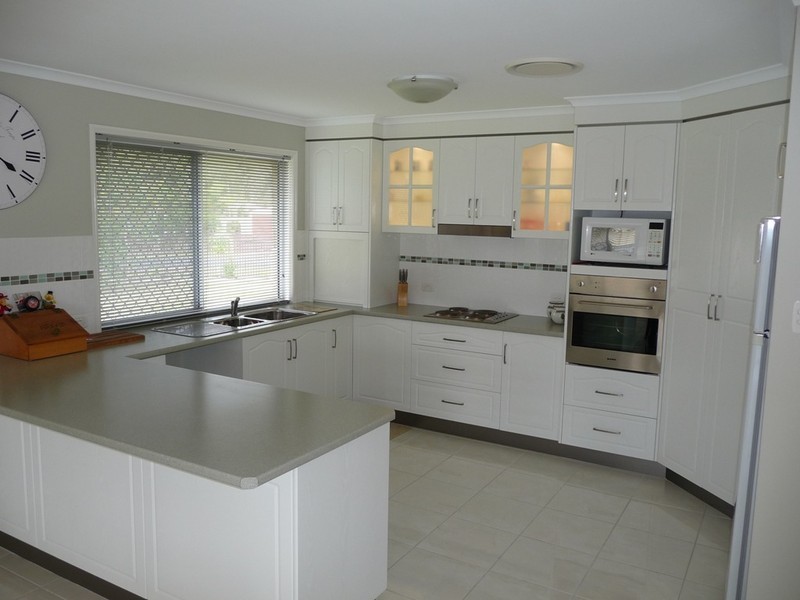39 Senorita Parade, Urangan QLD 4655