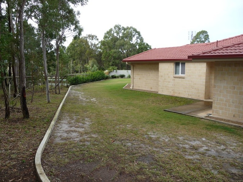 39 Senorita Parade, Urangan QLD 4655