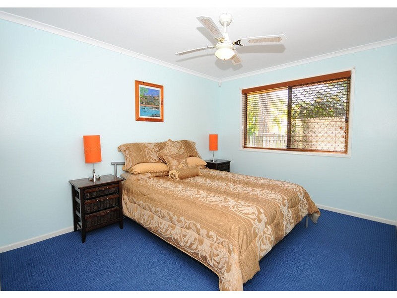 41 Hansen Street, Urangan QLD 4655