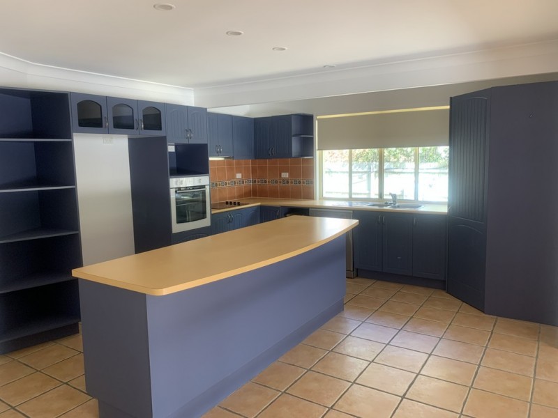 57 Wellington Crescent, Wondunna QLD 4655