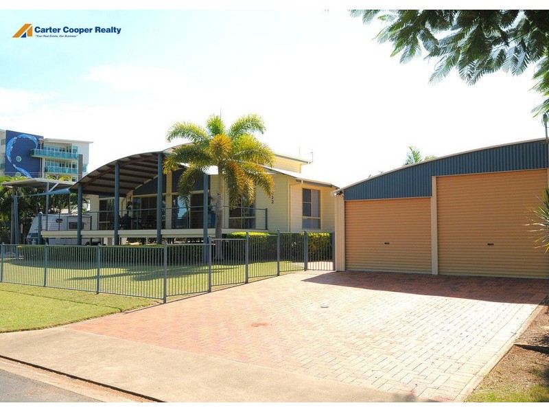 622 Esplanade, Urangan QLD 4655