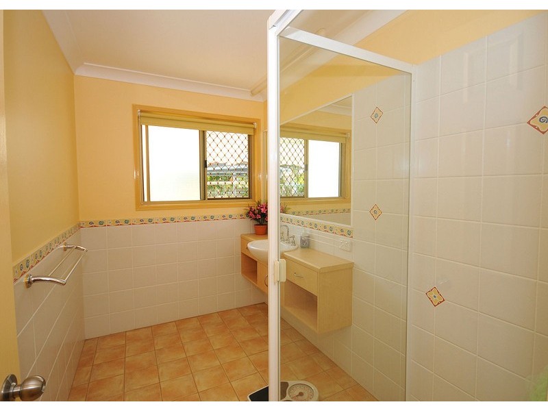 622 Esplanade, Urangan QLD 4655