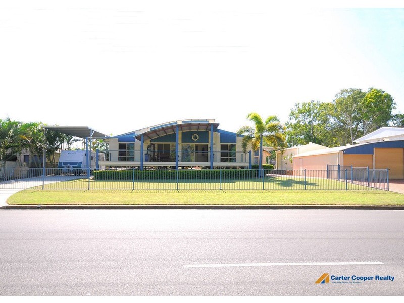 622 Esplanade, Urangan QLD 4655