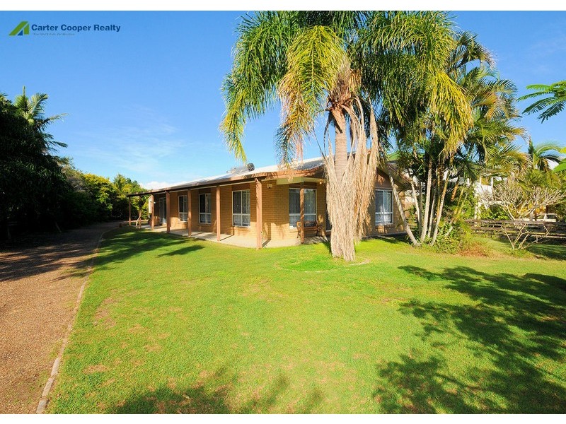 12 North Street, Point Vernon QLD 4655